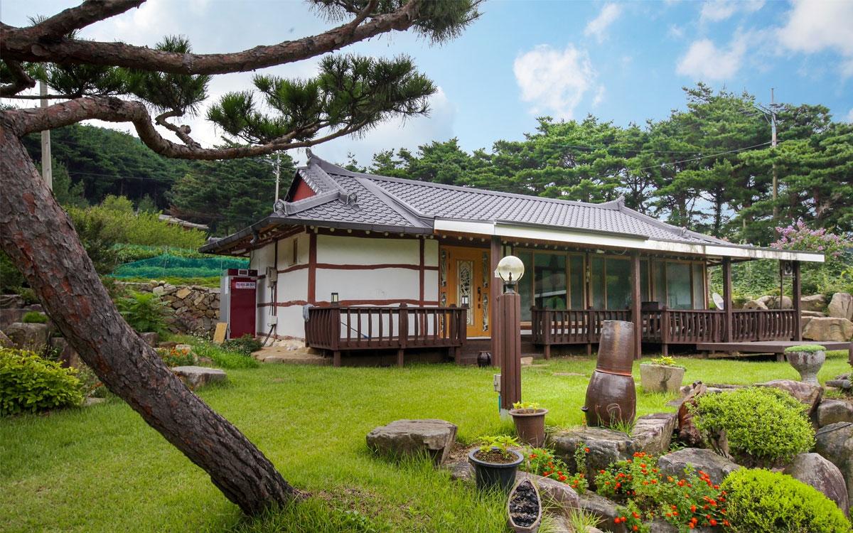 예산 숲속펜션, 서산·예산·아산·서천·공주, 충남 - 여기어때 특가