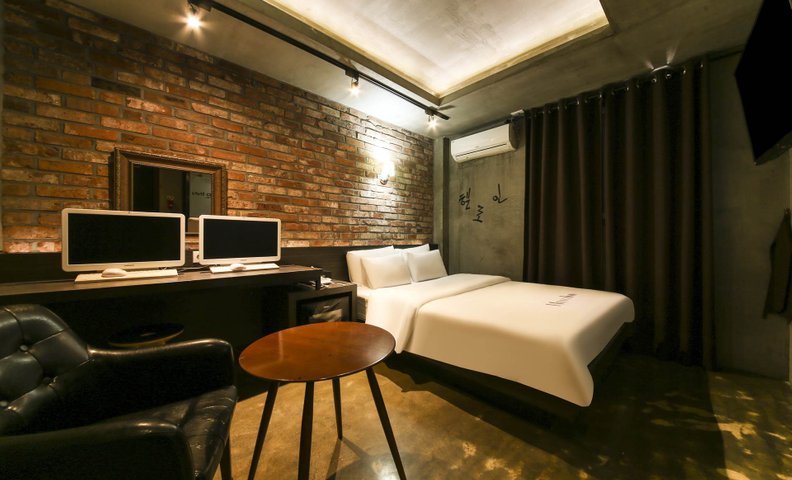 종로 HOTEL HELLOINN