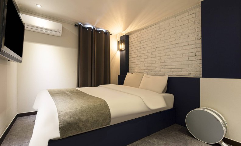 영등포 HOTEL YOLO