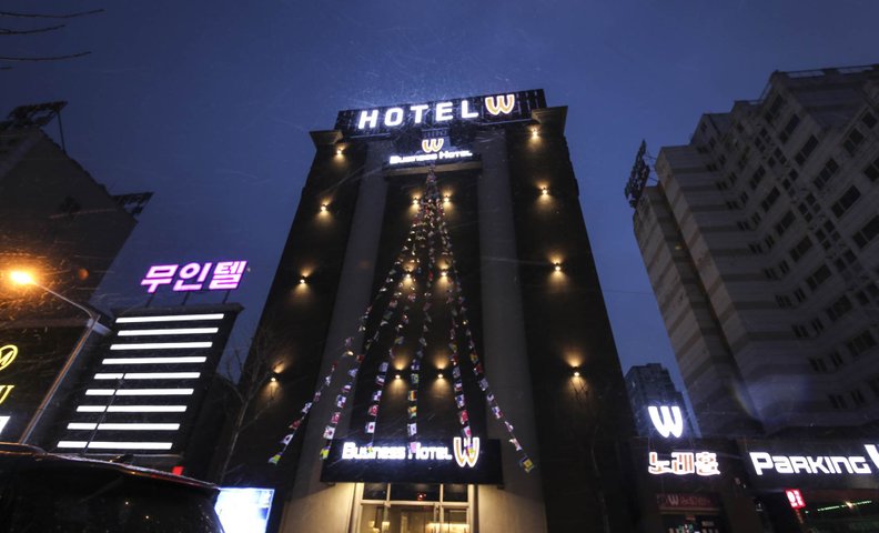 첨단 HOTEL W