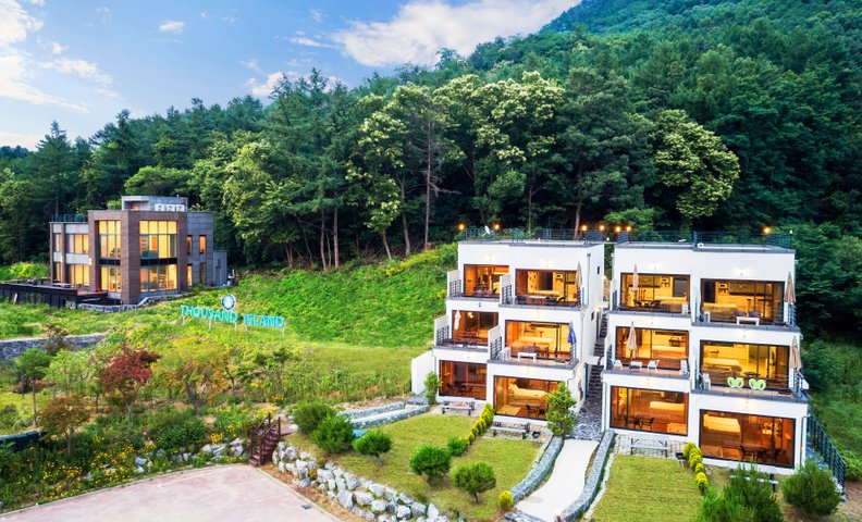 가평 천섬리버뷰 스파&테라스 펜션