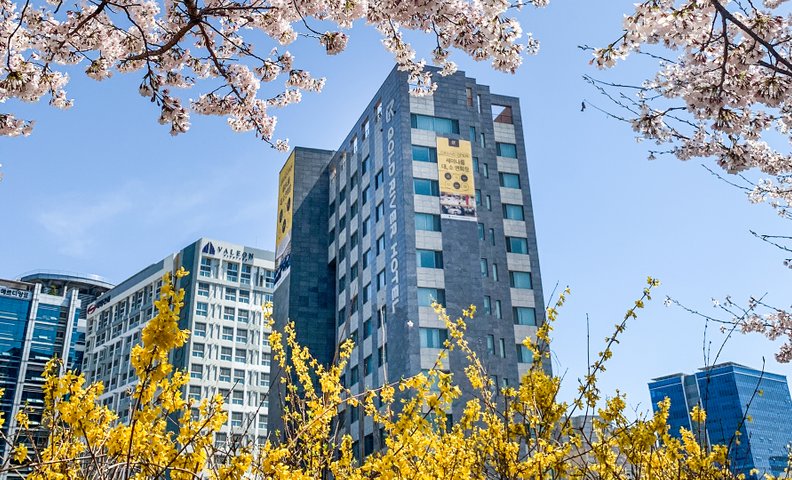 골드리버 호텔