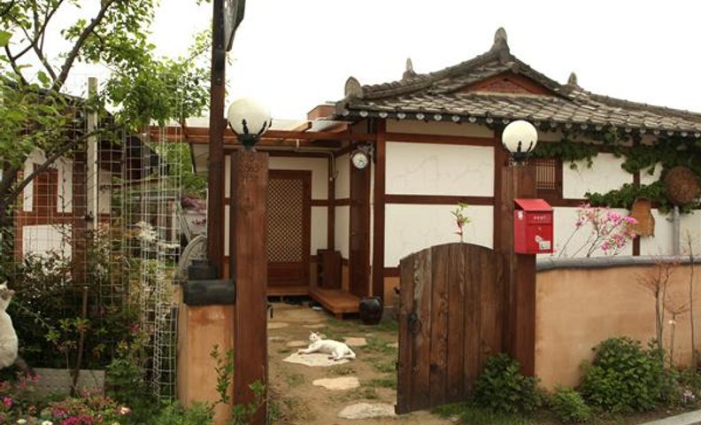 전주 교동백작한옥스테이