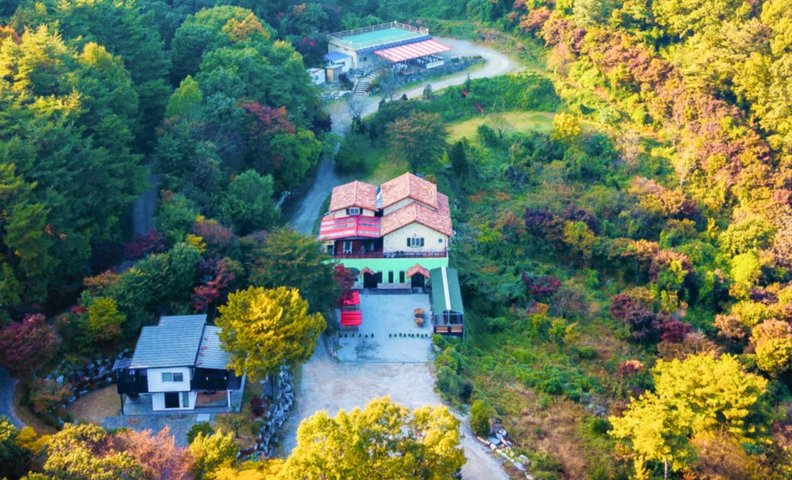 봉수산숲펜션