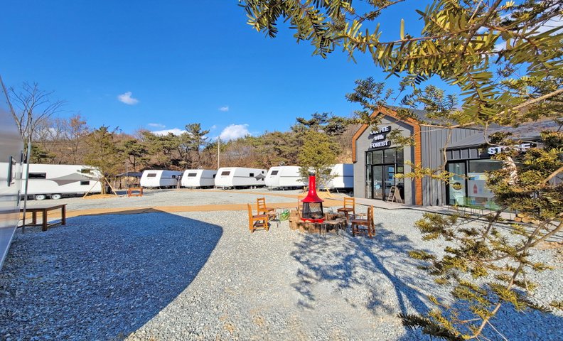 금산 만악리 카라반&오토캠핑장