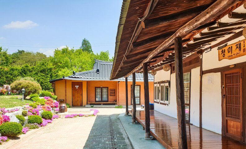 고향의 향수가 깃든 고즈넉한 한옥 독채 | 청미재