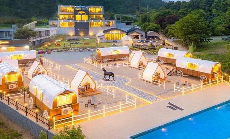 가평 JH풀빌라&웨스턴글램핑
