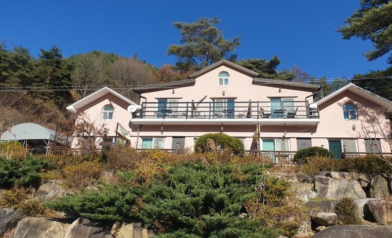 거창 별마중펜션