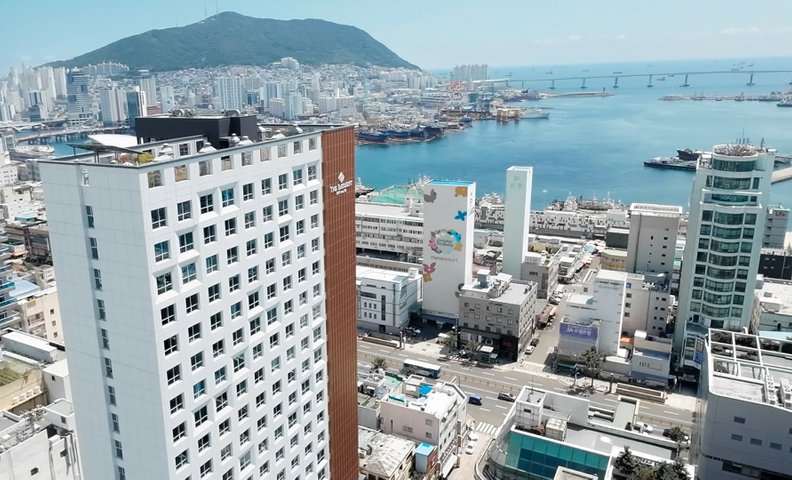 코티스 더 브릿지