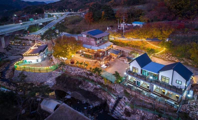 군위 팔공산가고파&큰바위펜션