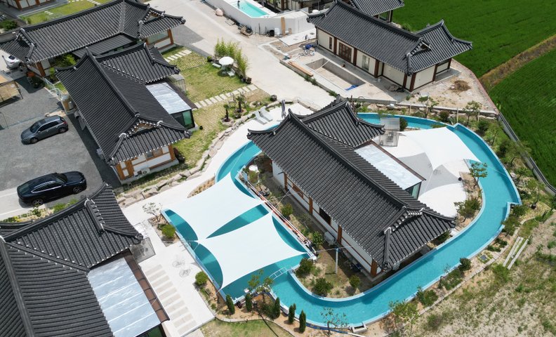 경주 풀앤문 풀빌라