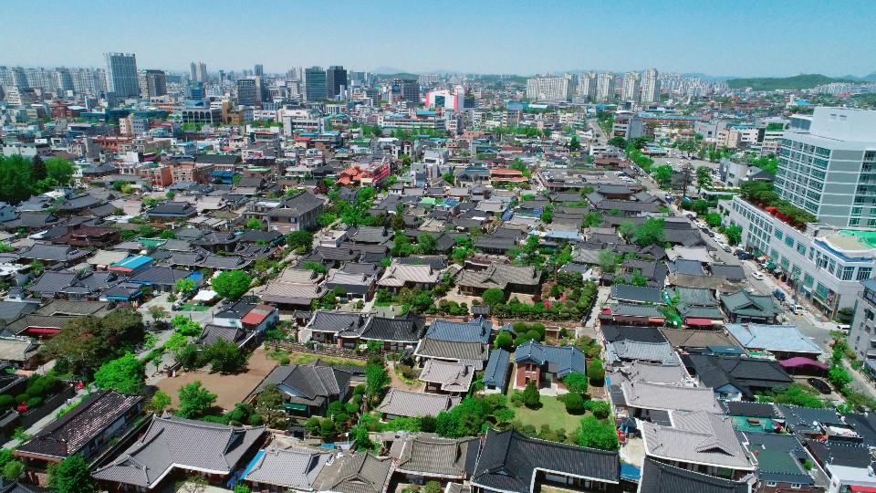 전주 한옥마을 경기전 별당채 / 