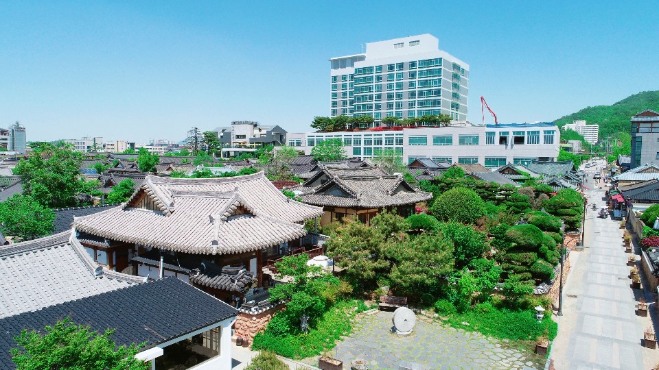 전주 한옥마을 경기전 별당채 / 