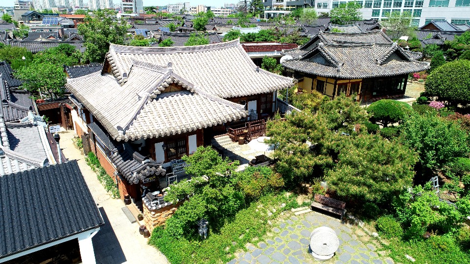 전주 한옥마을 경기전 별당채 / 