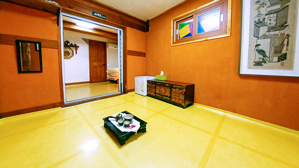 전주 한옥마을 경기전 별당채 / 