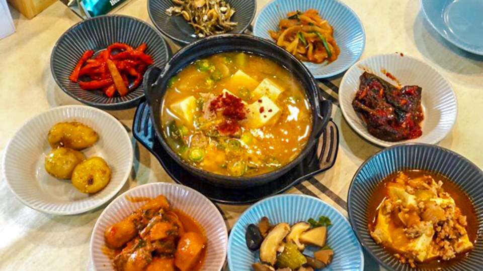 성산 롱아일랜드 게스트하우스 / 