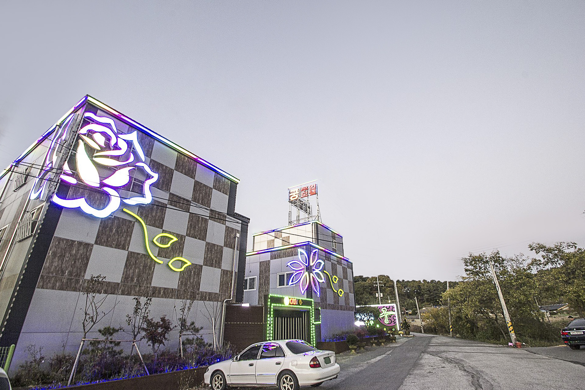 김제 궁 드라이브 무인텔 / 
