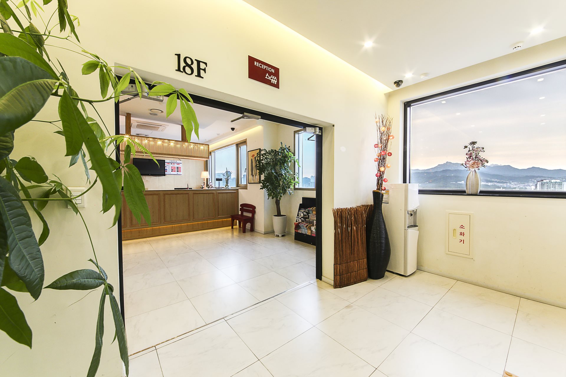 중구 HOTEL BIZ / 