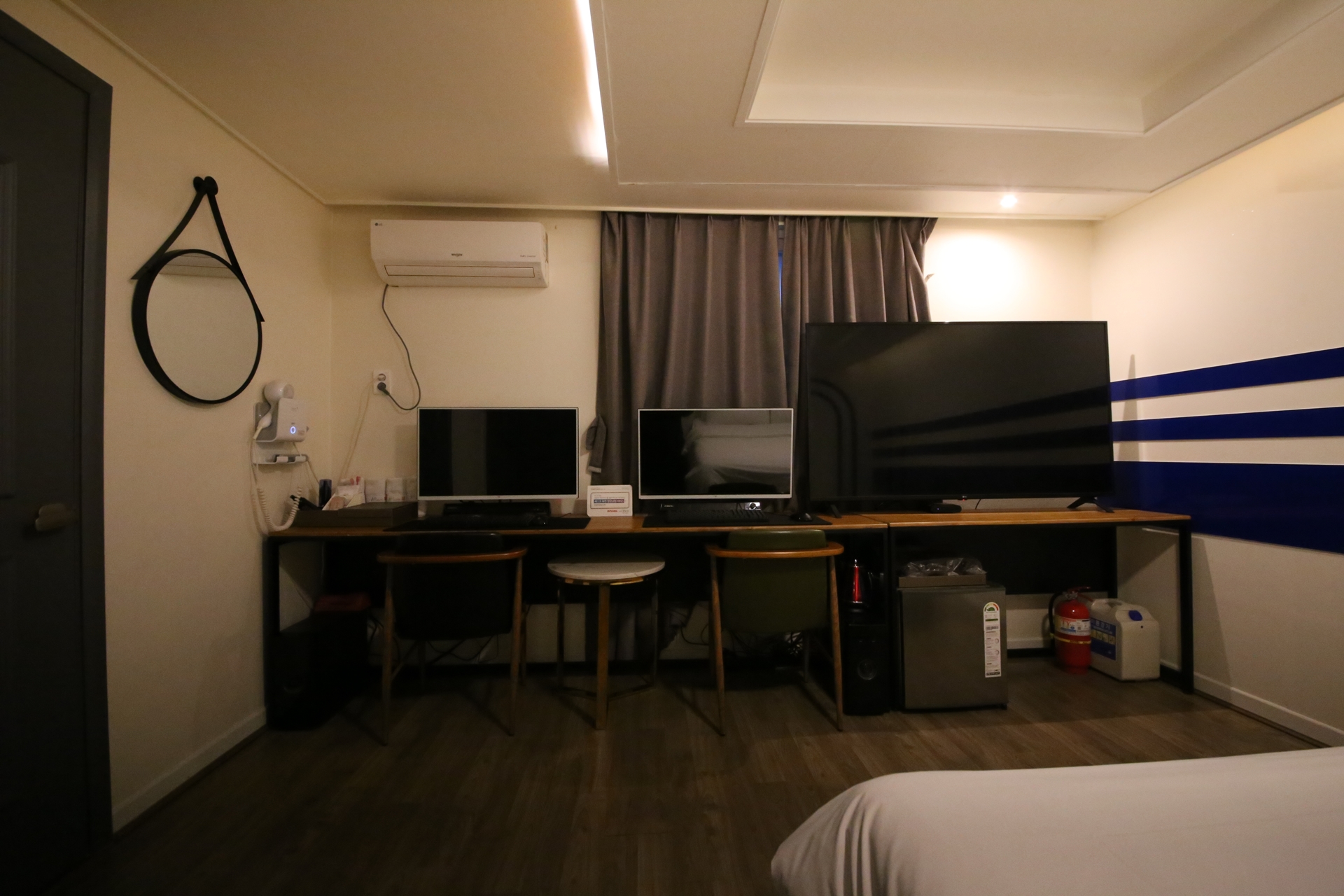 용문 HOTEL ALL / 