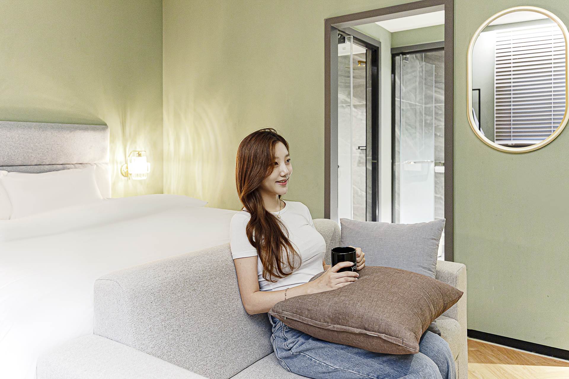 상무지구 HOTEL YAJA-광주상무점 / 