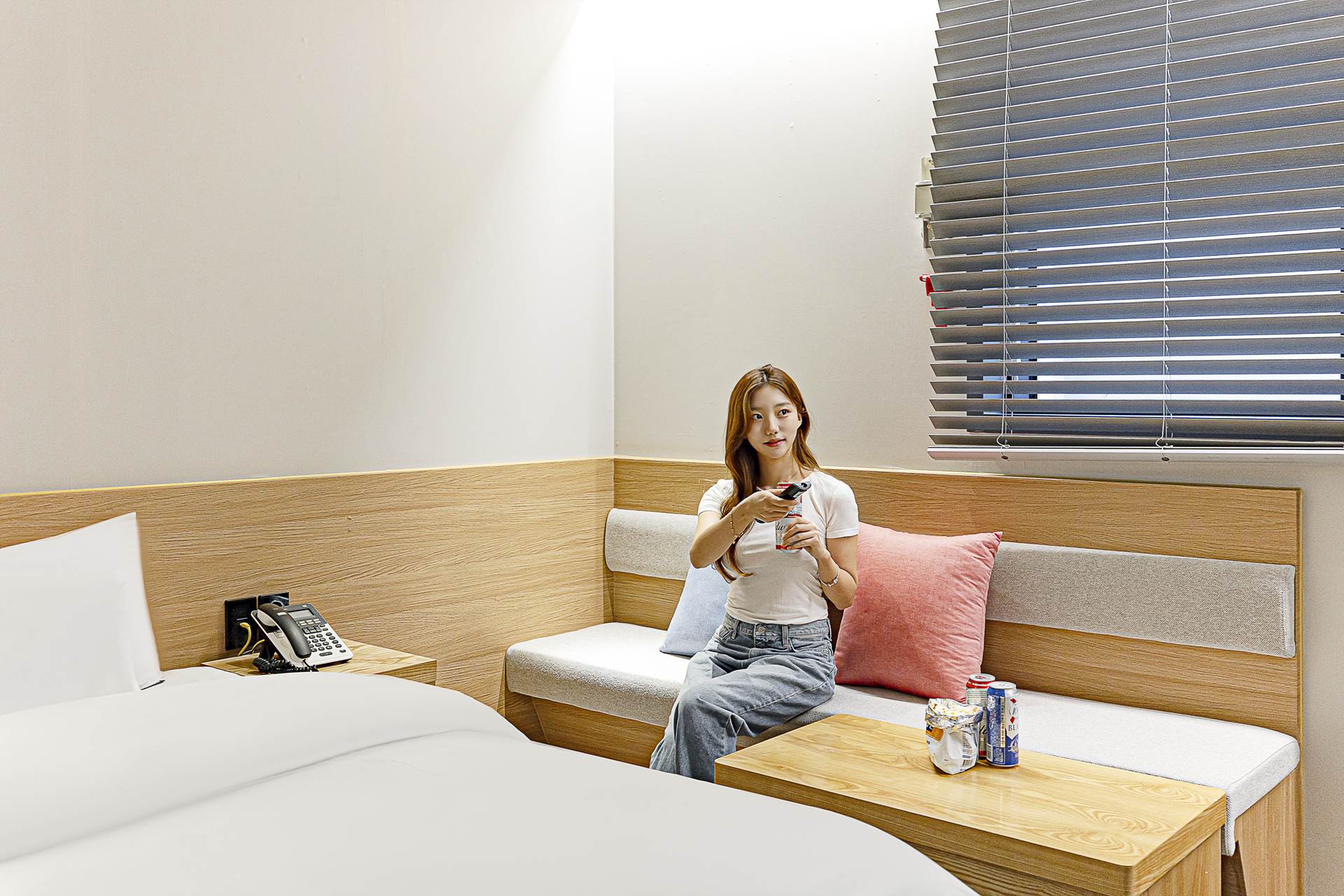 상무지구 HOTEL YAJA-광주상무점 / 