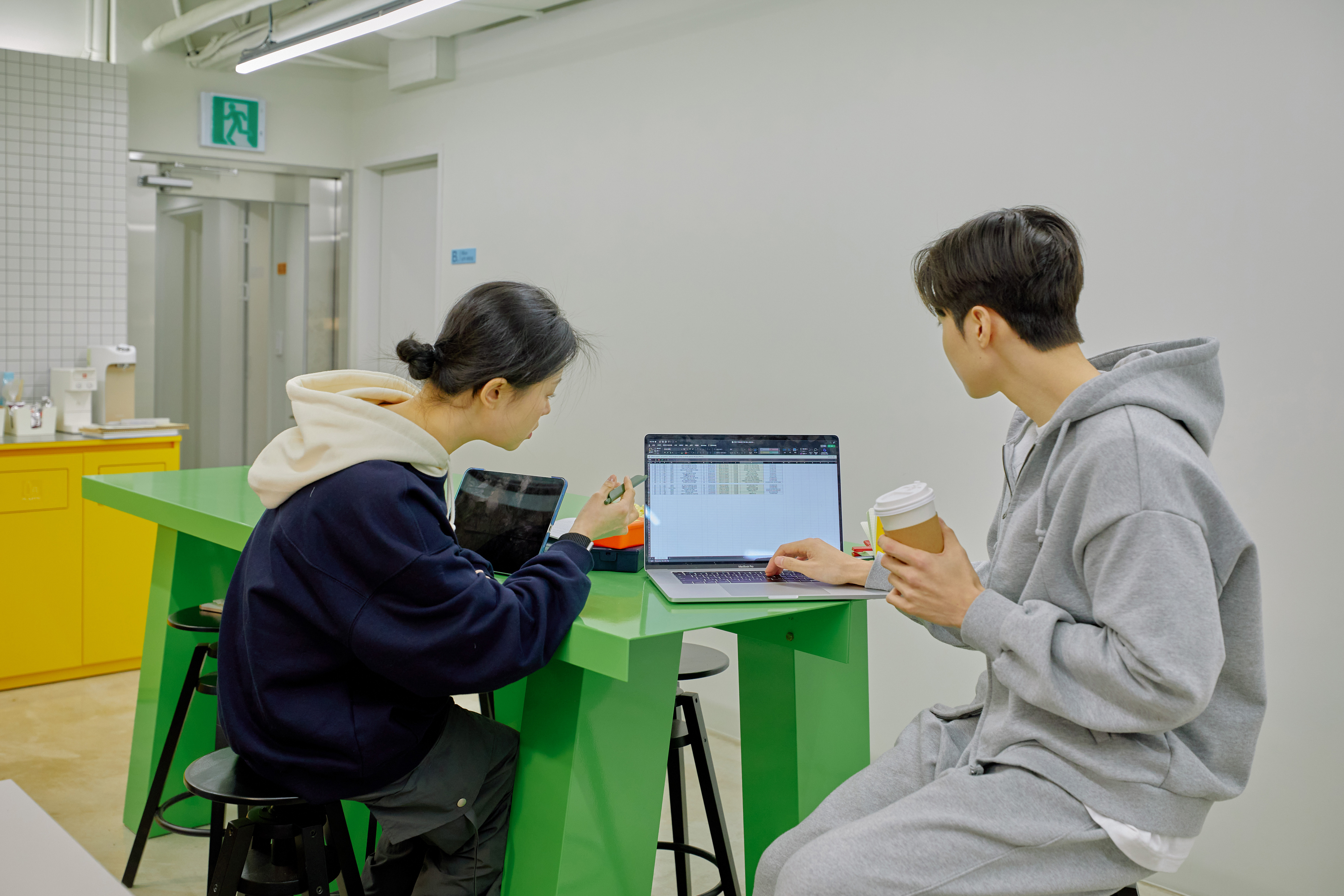 신촌 아늑호텔 / 