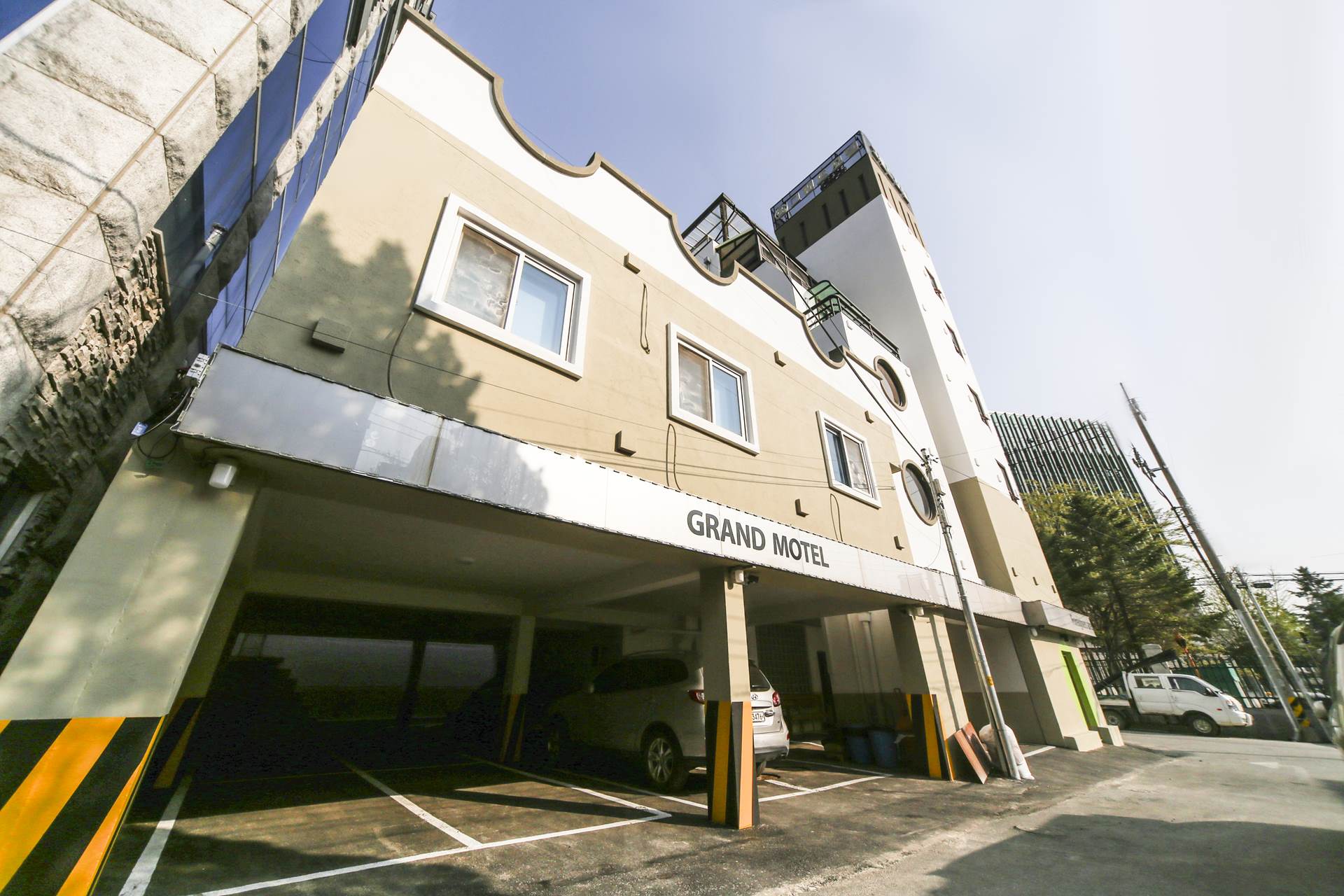 춘천 그랜드 / 
