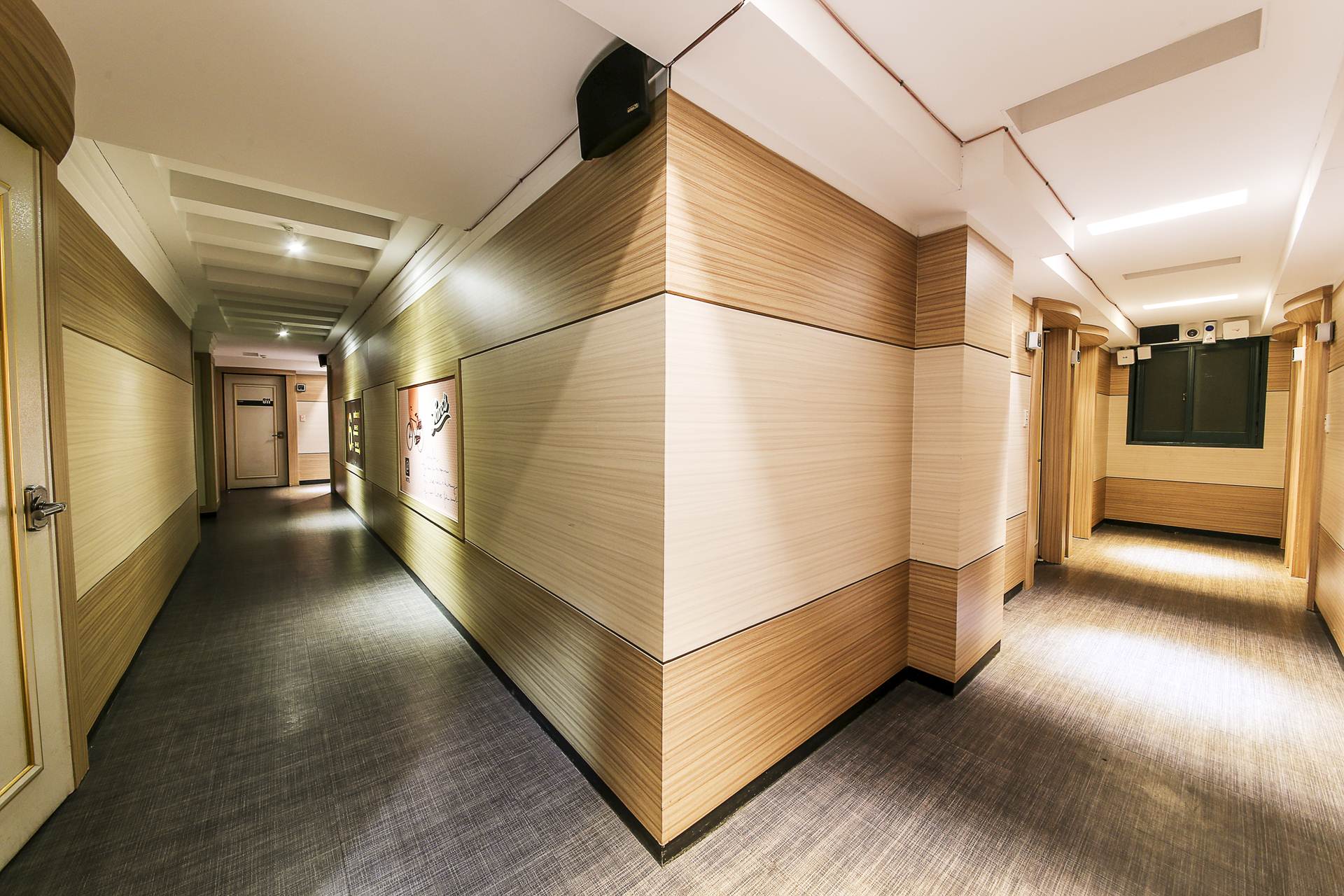 평촌 26HOTEL / 