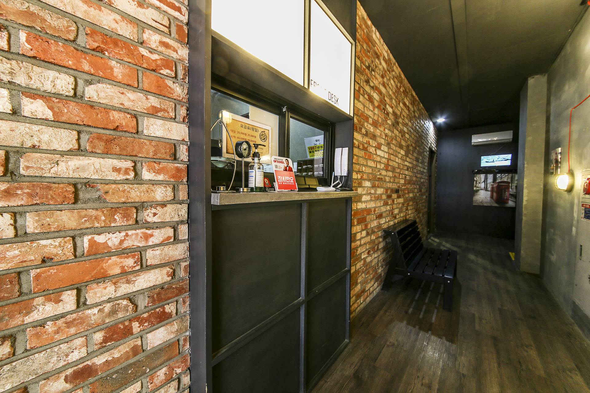 평촌 26HOTEL / 