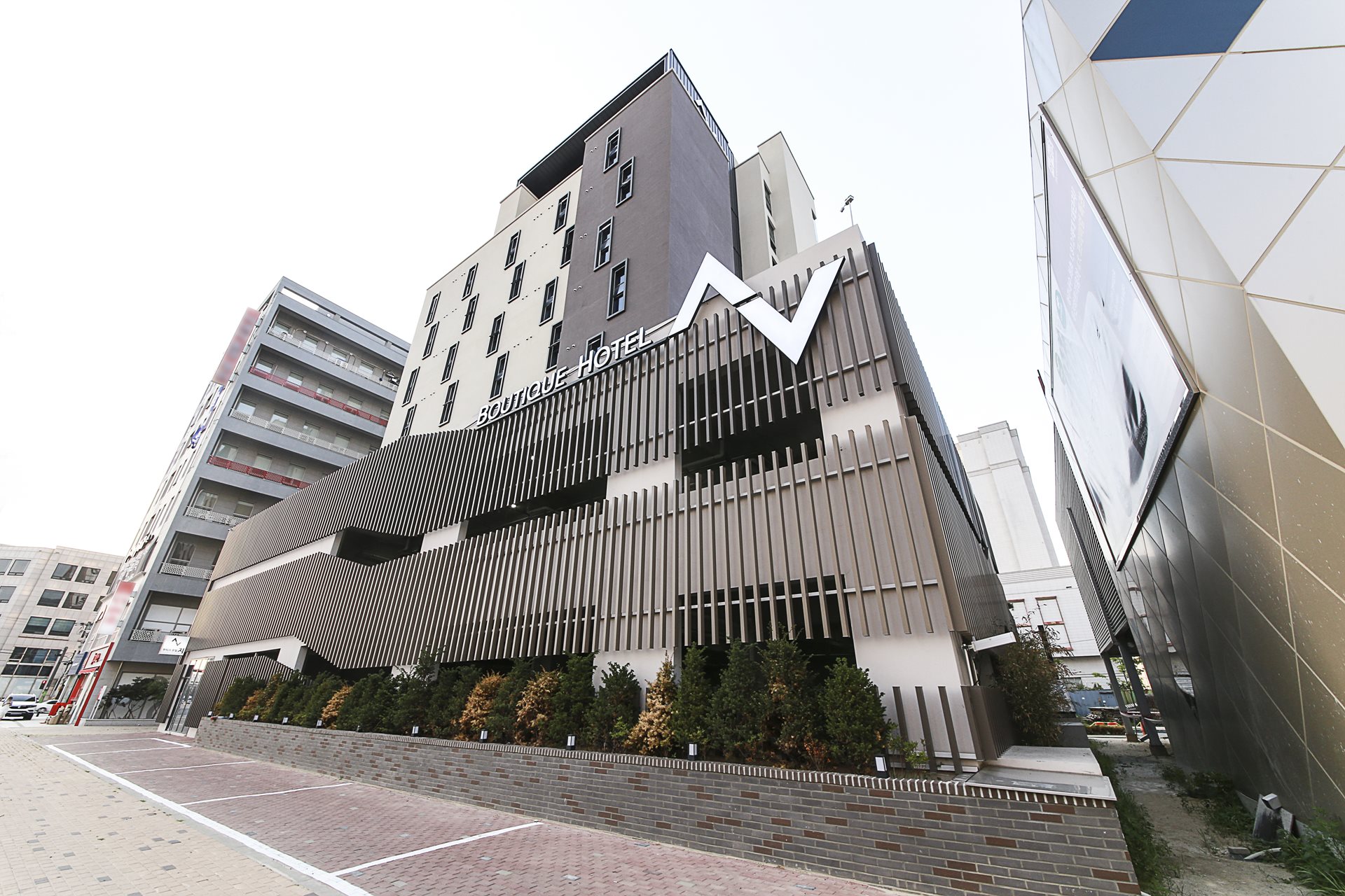 청주 부티크호텔지 / 
