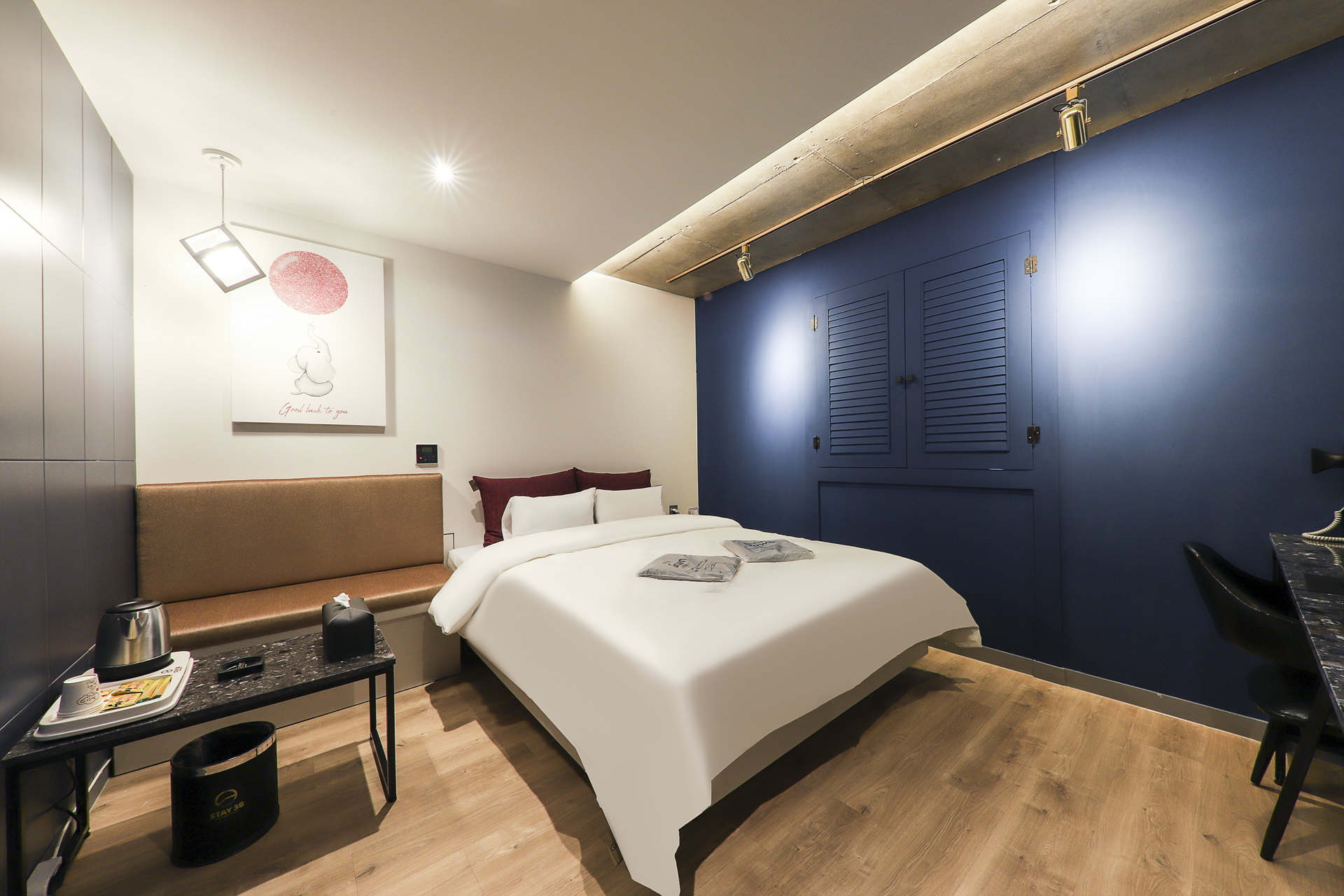 신안 HOTEL STAY38 / 