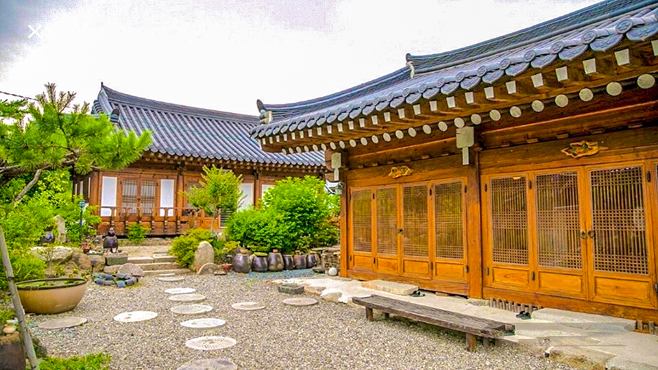 경주 한옥 펜션&게스트하우스 / 