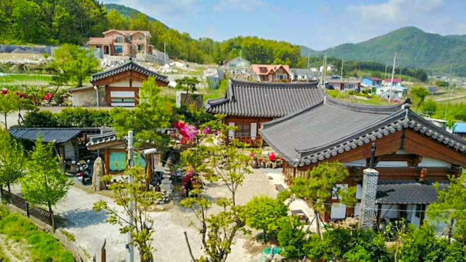 경주 한옥 펜션&게스트하우스 / 
