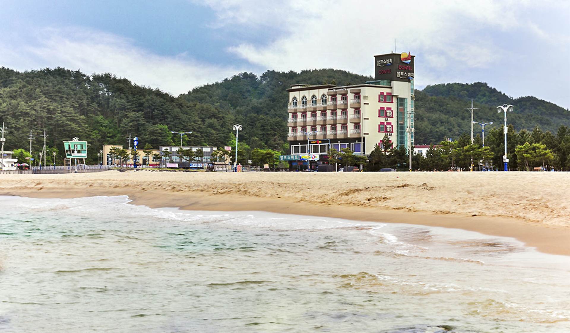 하조대 알프스비치 / 