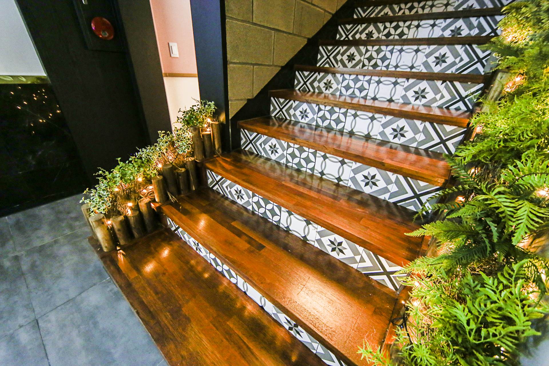 외대 LIFE HOTEL RAHA / 