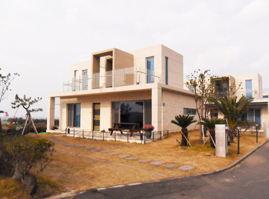 제주 뜨락애독채 펜션 / 