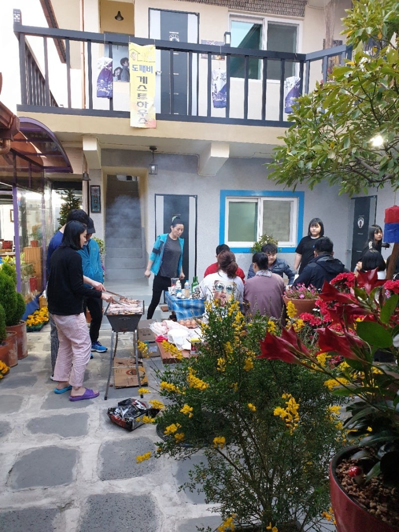 군산 도깨비 게스트하우스 / 