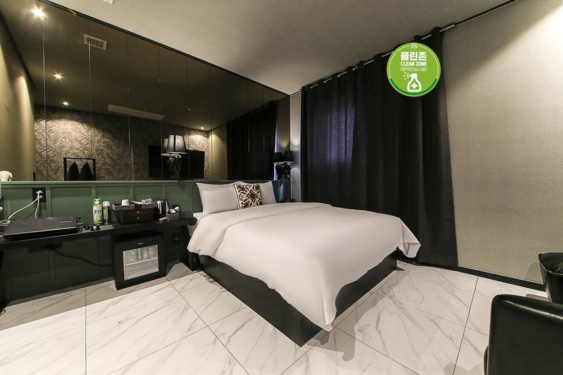 안산 3S BOUTIQUE HOTEL / 