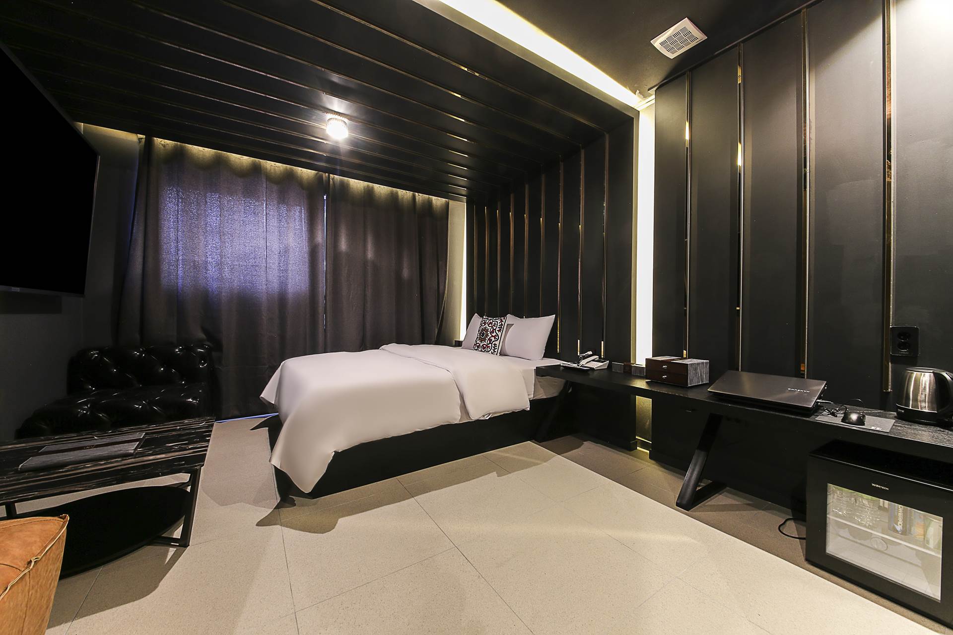 안산 3S BOUTIQUE HOTEL / 