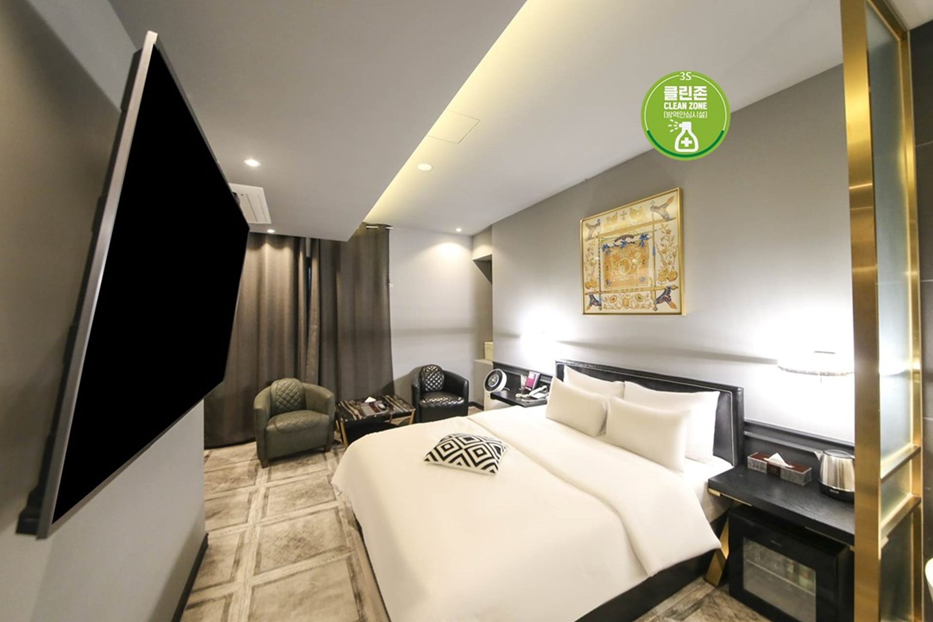 안산 3S BOUTIQUE HOTEL / 
