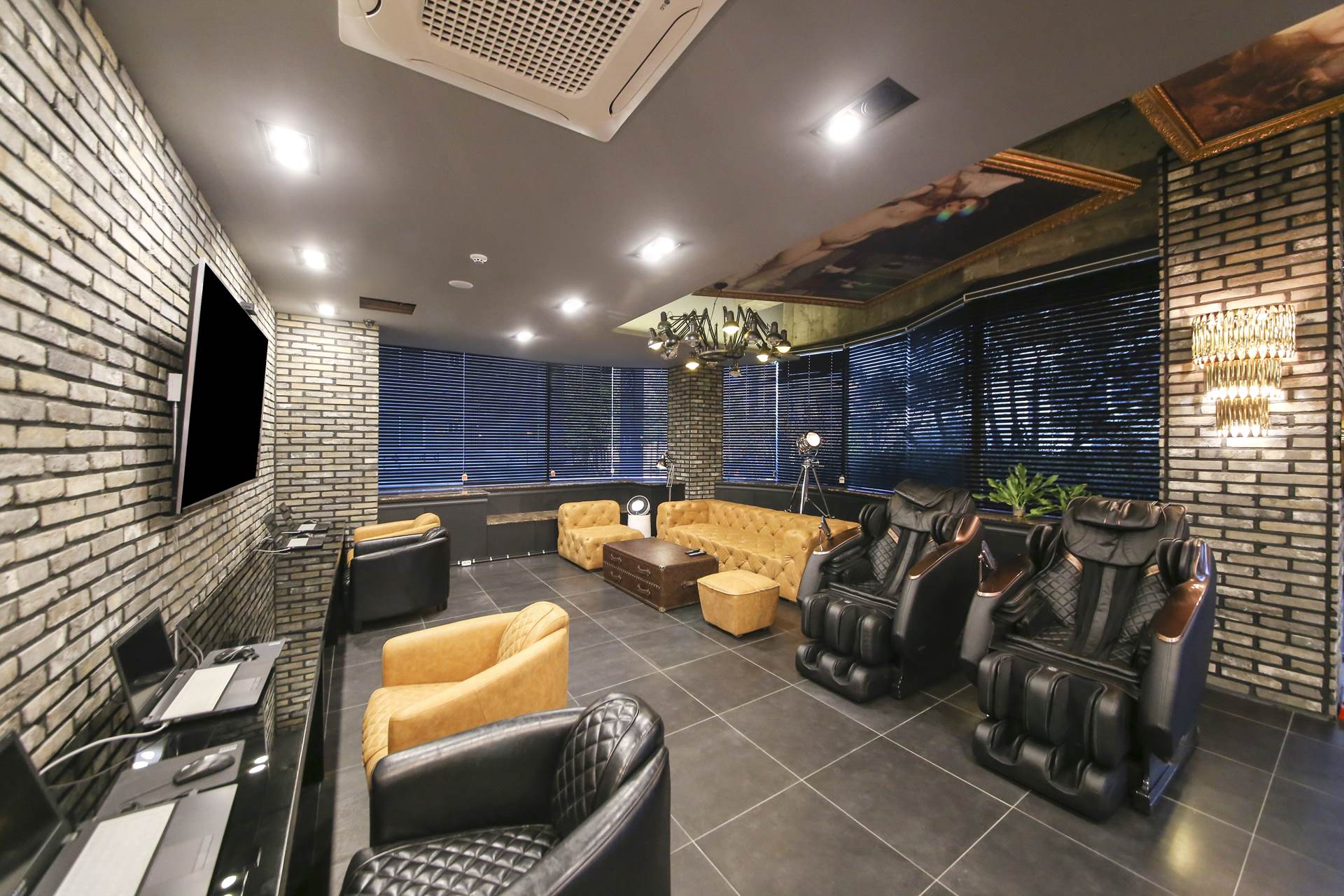 안산 3S BOUTIQUE HOTEL / 