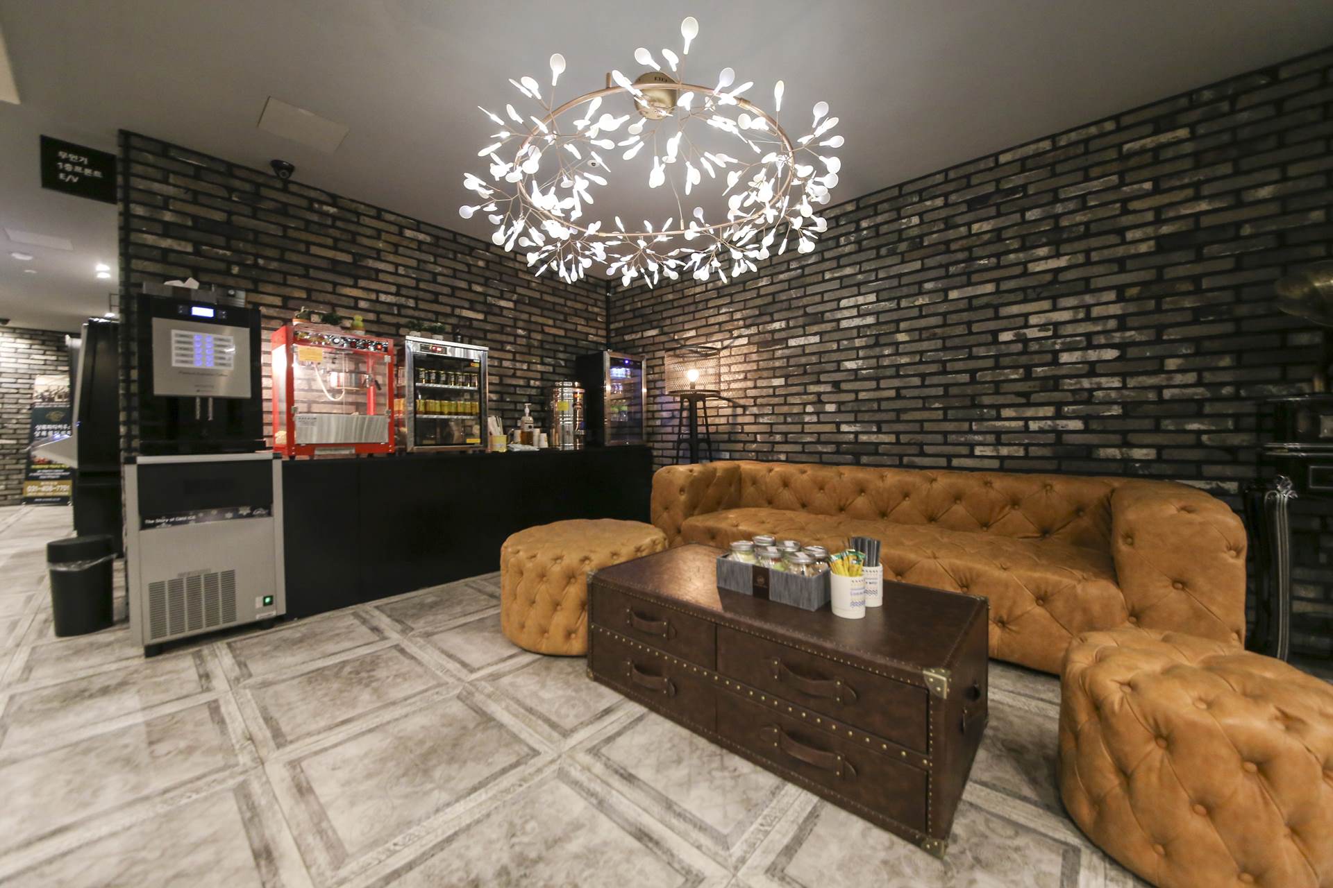 안산 3S BOUTIQUE HOTEL / 
