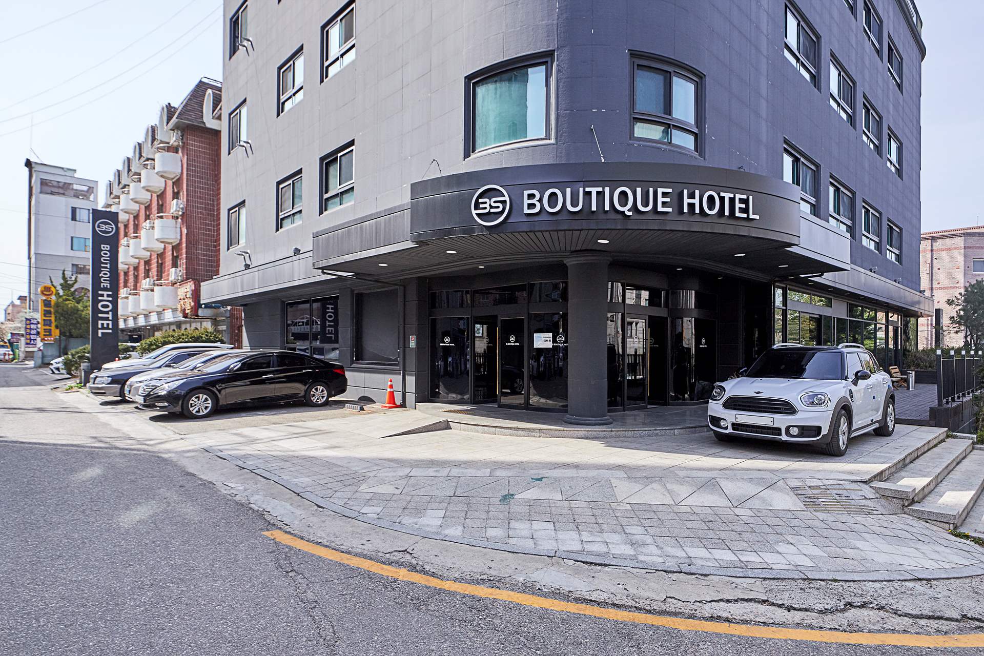 안산 3S BOUTIQUE HOTEL / 