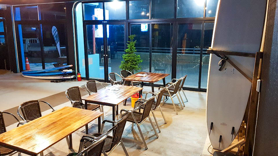 동해 서핑 청춘 게스트하우스 / 