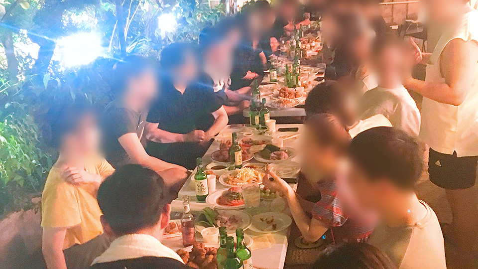 통영 루프탑파티 게스트하우스 / 