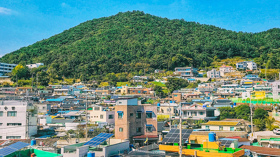 여수 쉼표 더하기 게스트하우스 / 