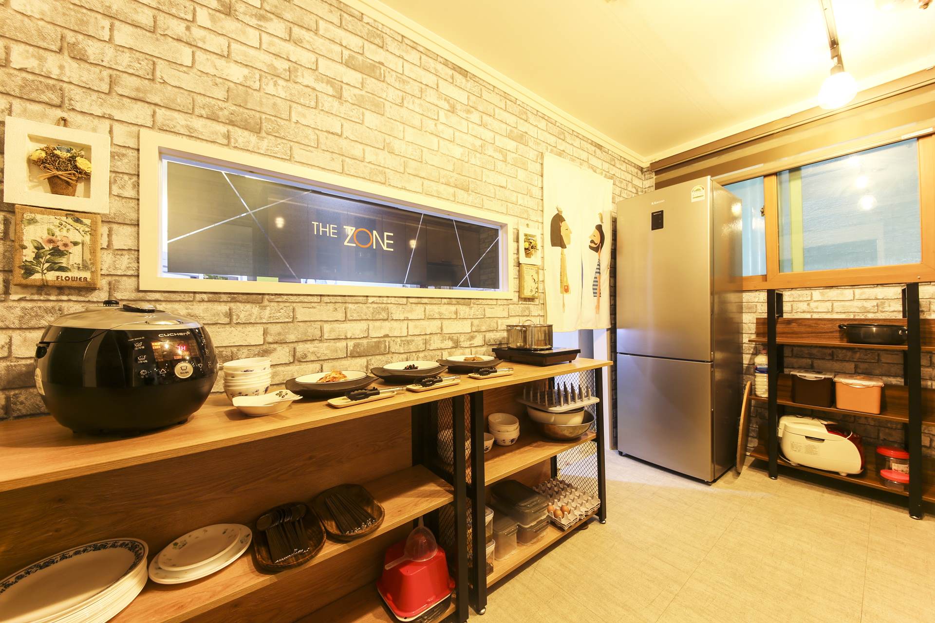 구미 더존 / 