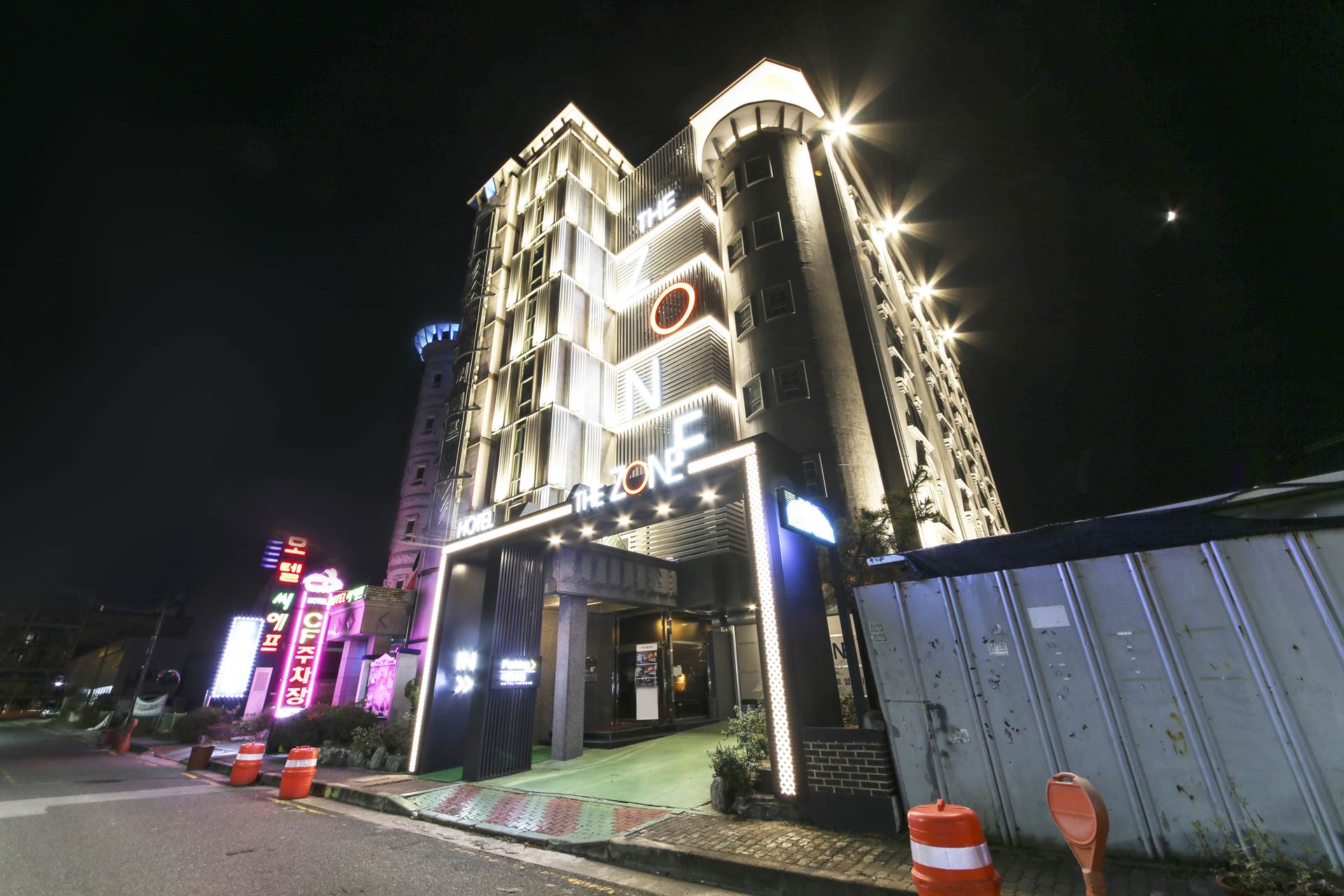 구미 더존 / 