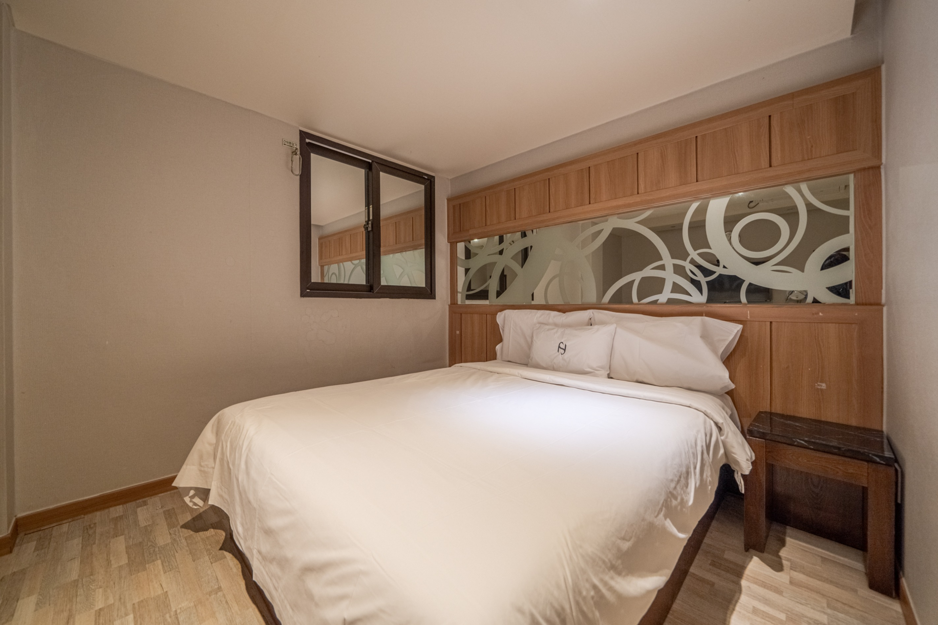 삼척 NS HOSTEL / 