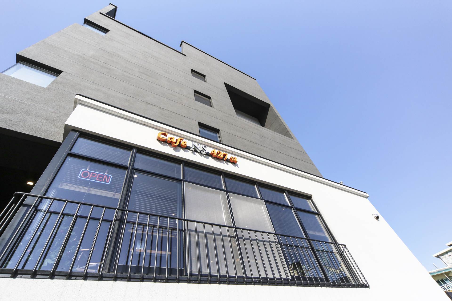 삼척 NS HOSTEL / 